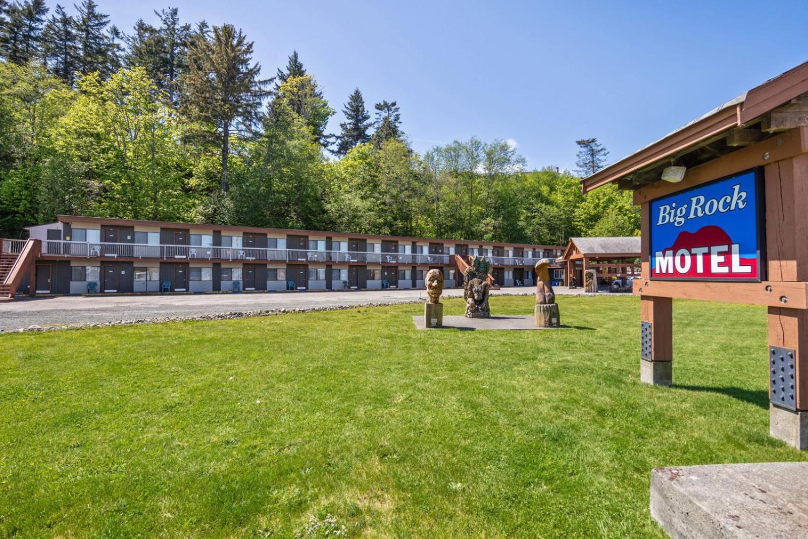 Big Rock Motel Campbell River Buitenkant foto